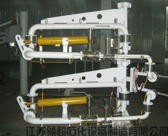 新疆阿克蘇客戶定制采購的一批乙烯低溫裝卸臂(低溫鶴管)已通過物流發(fā)往使用現(xiàn)場(chǎng)(圖1) 新疆阿克蘇客戶定制采購的一批乙烯低溫裝卸臂(低溫鶴管)已通過物流發(fā)往使用現(xiàn)場(chǎng)(1)